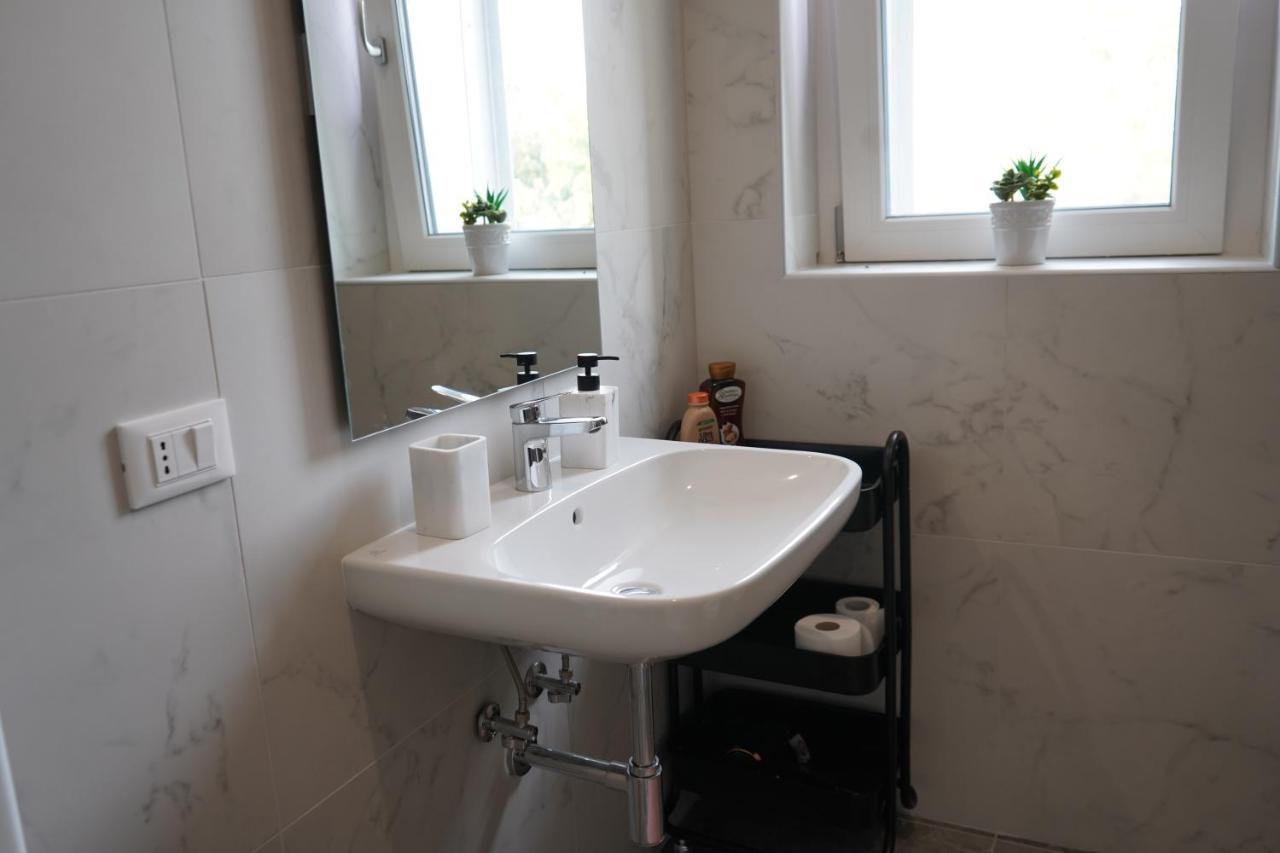 Welcome Milano Guest House Экстерьер фото